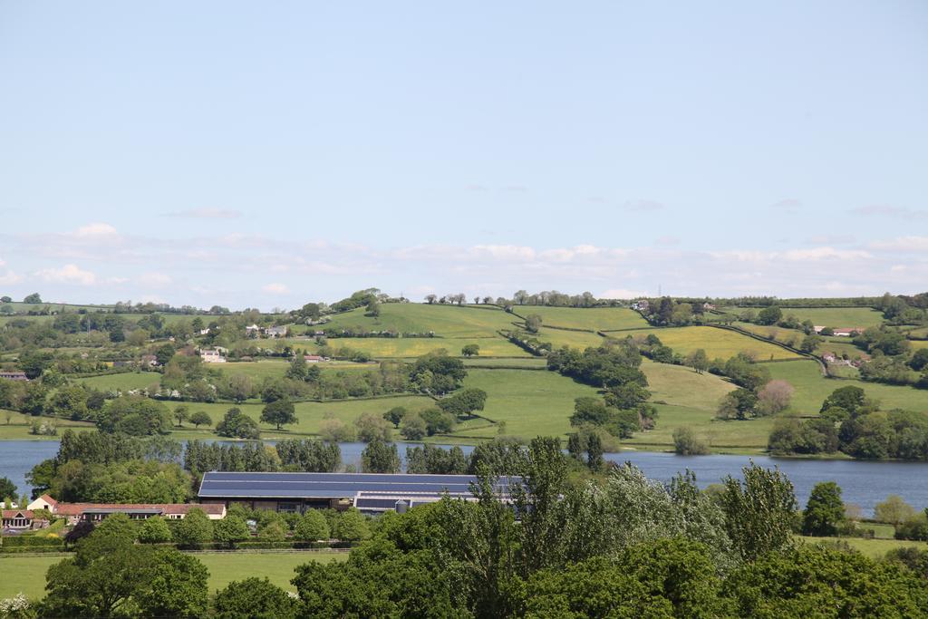 The Seymour Arms Hotel Blagdon Екстериор снимка